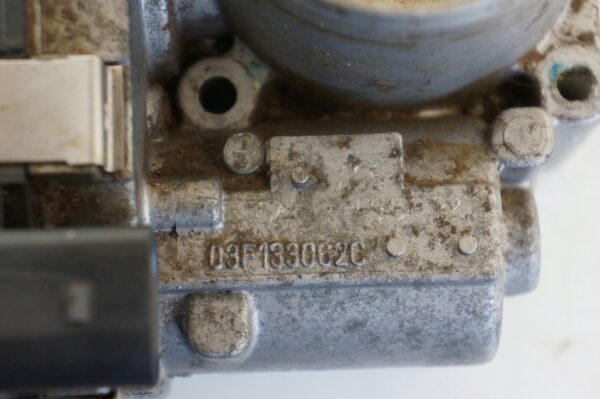 PRZEPUSTNICA VW AUDI A4 B9 A5 1.4 TFSI 03F133062C