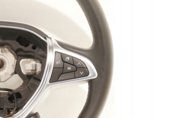 12588645860-696b600a38679 KIEROWNICA SKÓRA DACIA SANDERO III 484004420R