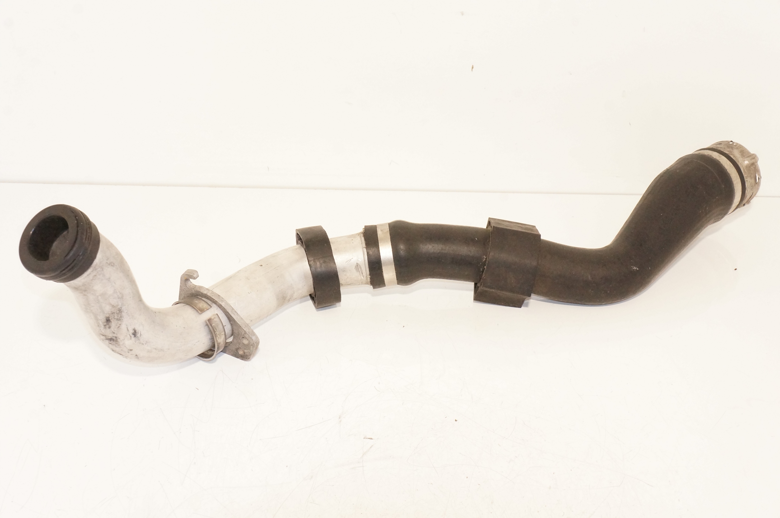 RURA INTERCOOLERA BMW E60 E90 2,5 3,0D M57 7789172