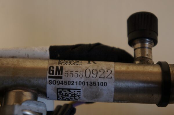 LISTWA WTRYSKOWA OPEL KARL 1.0 55580922