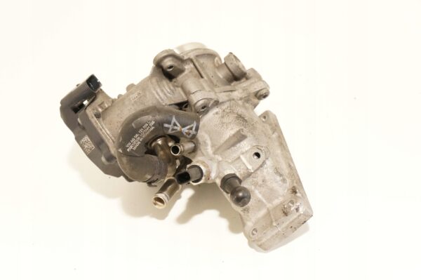 PRZEPUSTNICA VW GOLF A3 8V 1,6 2,0 TDI 04L128063H