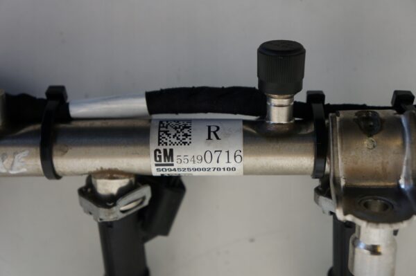 LISTWA WTRYSKOWA OPEL KARL 1.0 B10XE 55490716