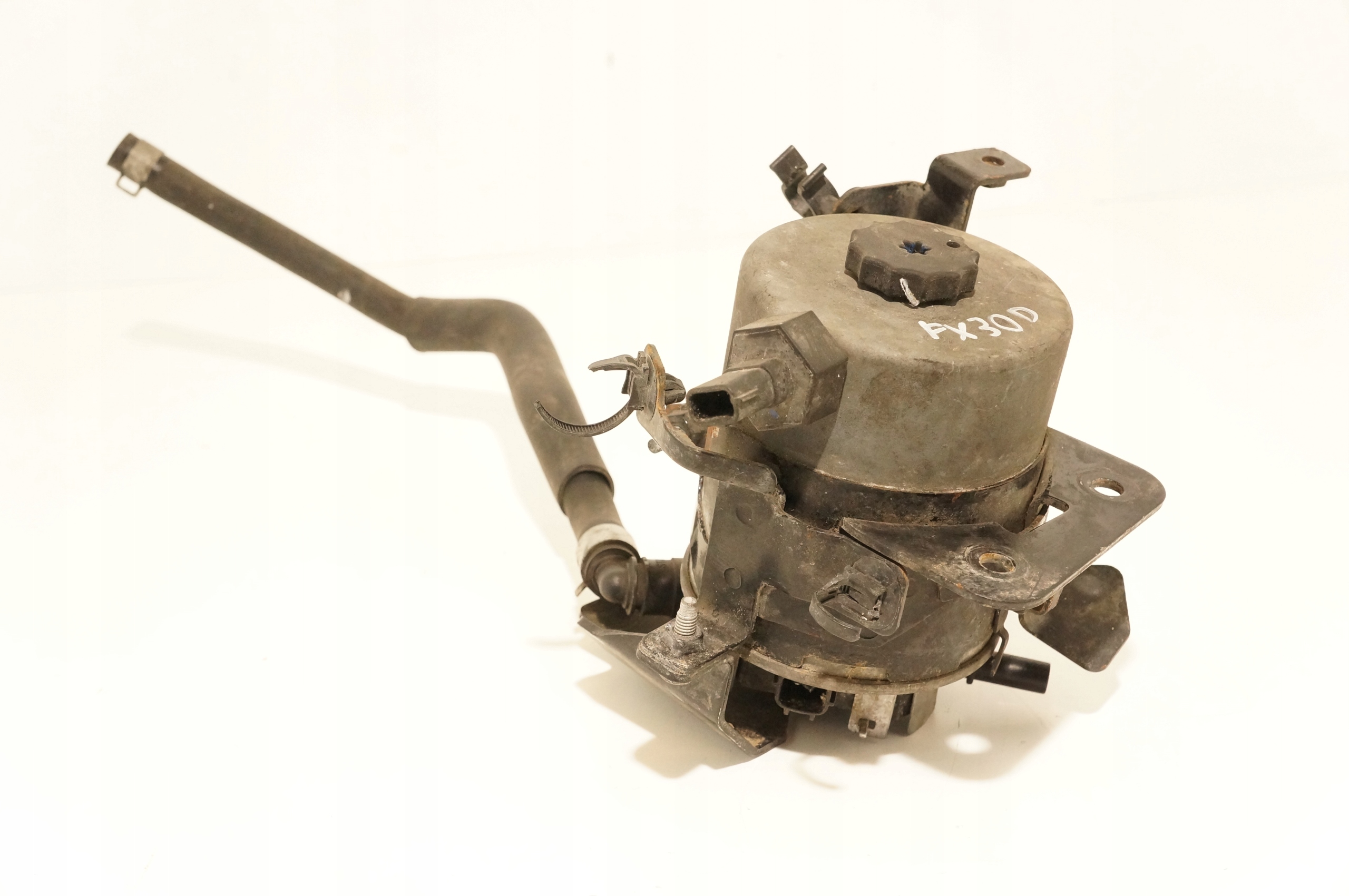 OBUDOWA FILTRA PALIWA INFINITI FX II FX30 3,0D EU