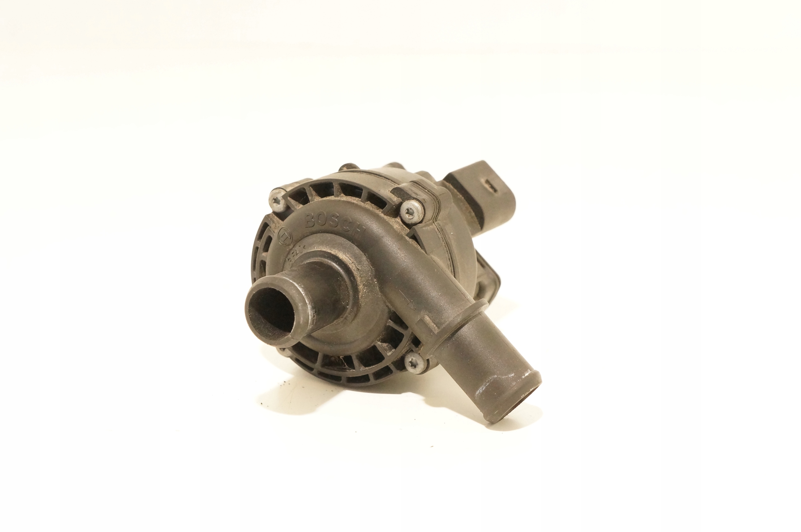 DODATKOWA POMPA WODY INFINITI FX30 II 3,0D BOSCH