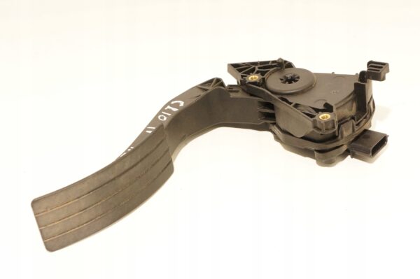 PEDAŁ GAZU CLIO CAPTUR 0,9 1,2TCE 180029347R EU