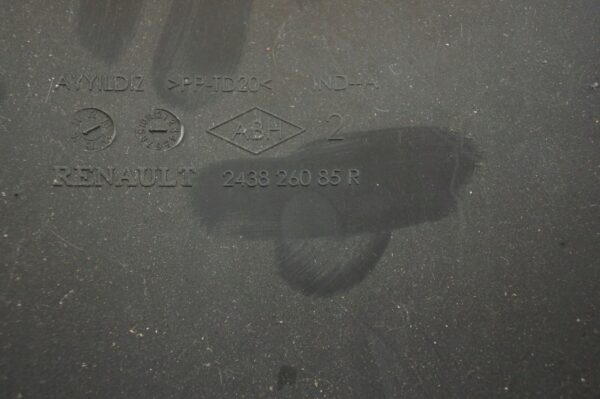 12737414947-696b5d4f95b16 POKRYWA BEZPIECZNIKÓW RENAULT CLIO IV 4 243826085R