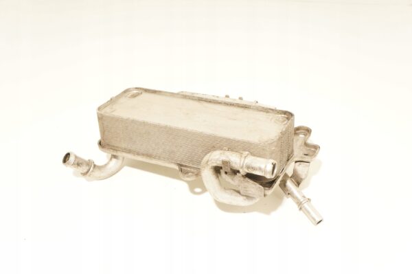 CHŁODNICZKA OLEJU AUDI A5 Q5 A4 3,0 TDI 4M0317021G