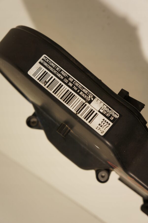 OBUDOWA ROZRZĄDU VW POLO V 6R 1,4TDI CUS 04B109107