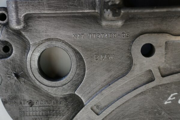 12925217553-696b5aeb92fd1 OBUDOWA ROZRZĄDU BMW E90 E87 2.0 D N47 7797488-05