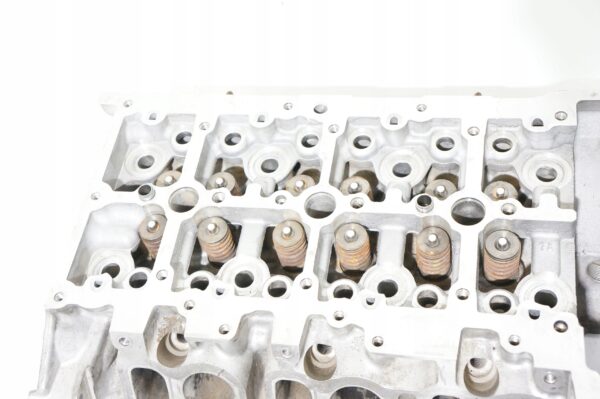 GŁOWICA SILNIKA MINI BMW F20 F45 F46 1,5D B37D15A