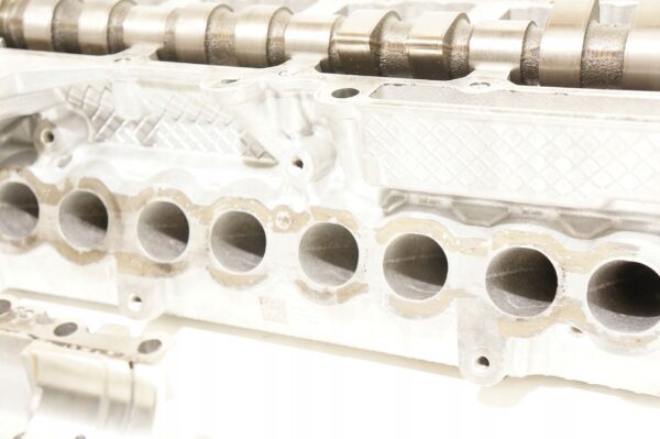 GŁOWICA SILNIKA VOLVO V40 S60 2.0 T2 T4 T4 31375380