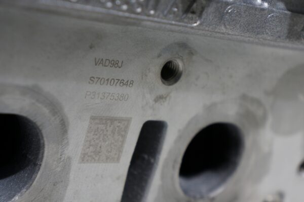 GŁOWICA SILNIKA VOLVO V40 S60 2.0 T2 T4 T4 31375380