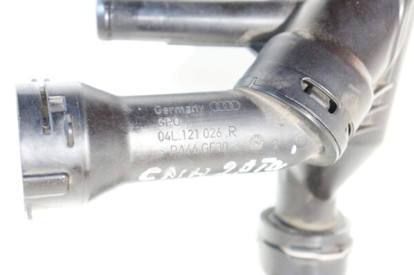 OBUDOWA TERMOSTATU AUDI A5 A6 2,0 TDI 04L121111H