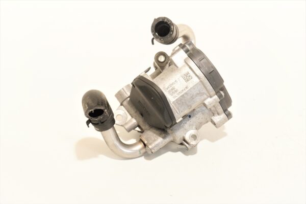 13098051761-696b511ad4e1f ZAWÓR EGR VW GOLF TIGUAN 1,6 2,0 TDI 04L131501R