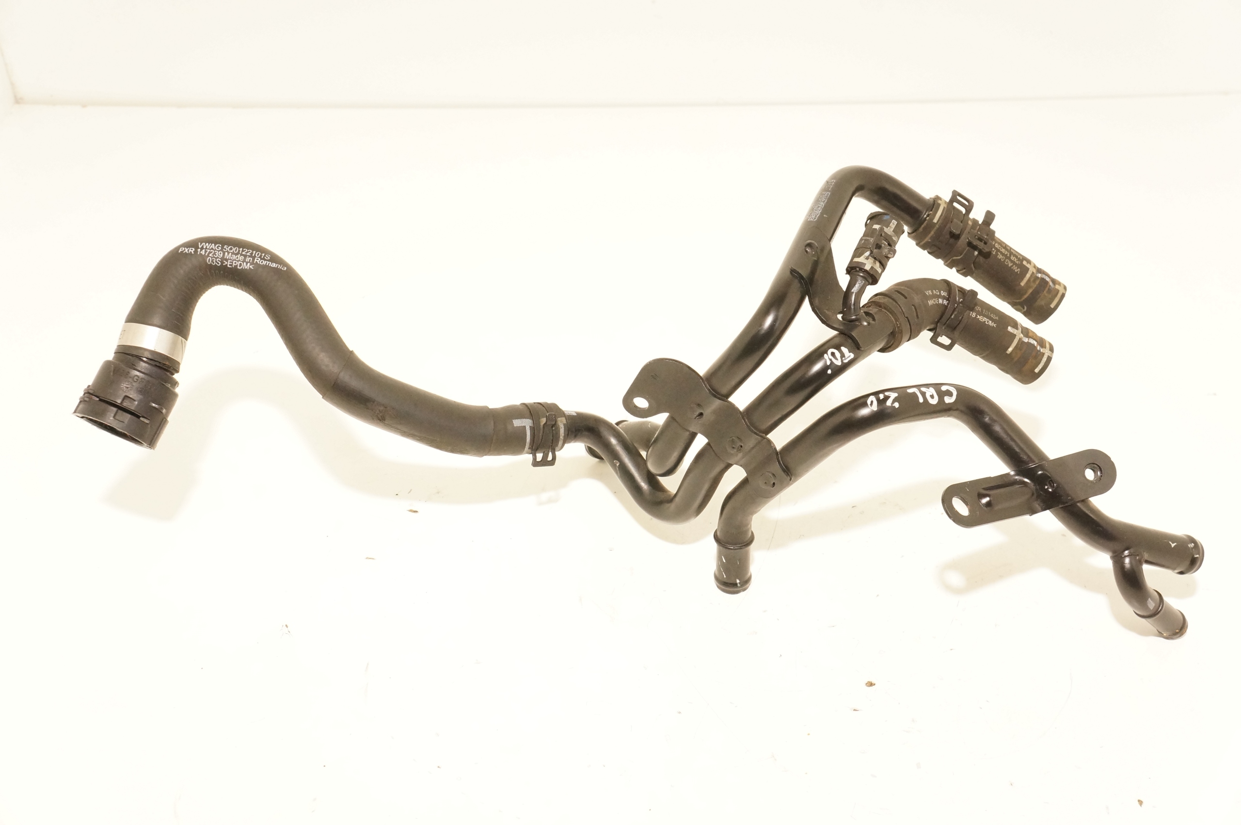 RURA WĄŻ WODY VW GOLF VII A3 2,0 TDI 04L121064AM