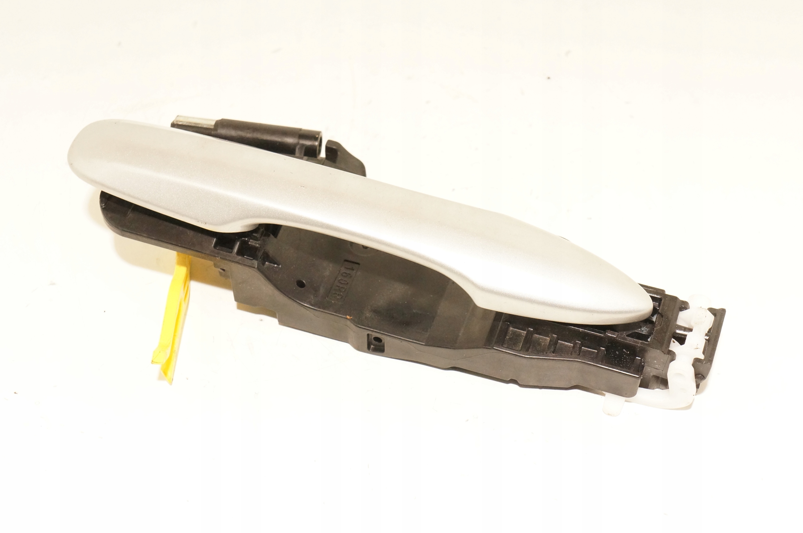 KLAMKA DRZWI PRAWY PRZÓD TOYOTA YARIS IV 20-23R EU