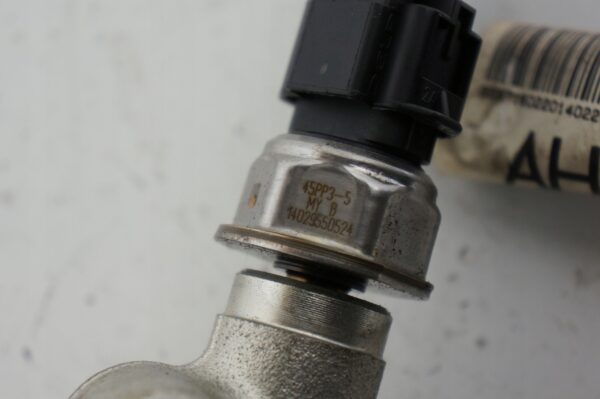 LISTWA WTRYSKOWA INSIGNIA ASTRA K 1,6CDTI 55570022