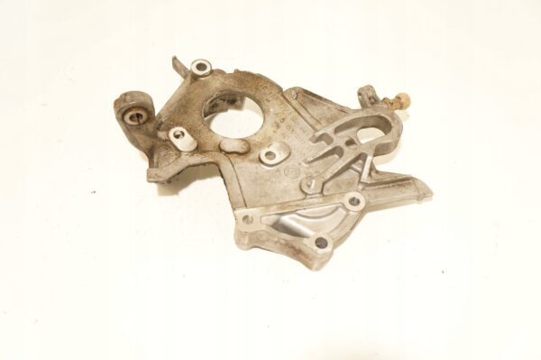 ŁAPA POMPY VW POLO FABIA 1,4 TDI CUS 04B130379A