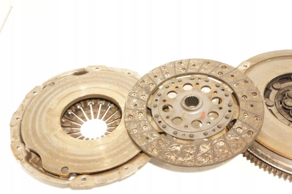 KOŁO DWUMASOWE SUZUKI LIANA CIVIC 1,6 M16A 7L14A