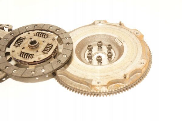 SPRZĘGŁO SZTYWNE FORD FIESTA MK7 1,1 CA6G-6375-CC