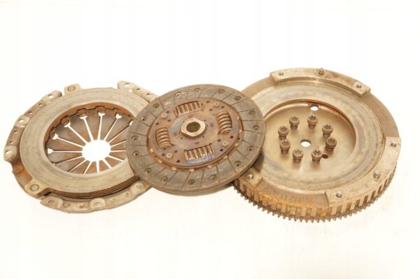 SPRZĘGŁO SZTYWNE HYUNDAI KIA RIO 1,1 CRDI 26040U1