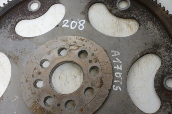 KOŁO ZAMACHOWE OPEL MOKKA 1,7 CDTI DTS 55587306