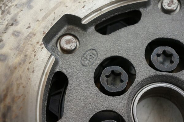 KOŁO DWUMASOWE FORD FOCUS MK3 2,0 ST AG91-7563-AA