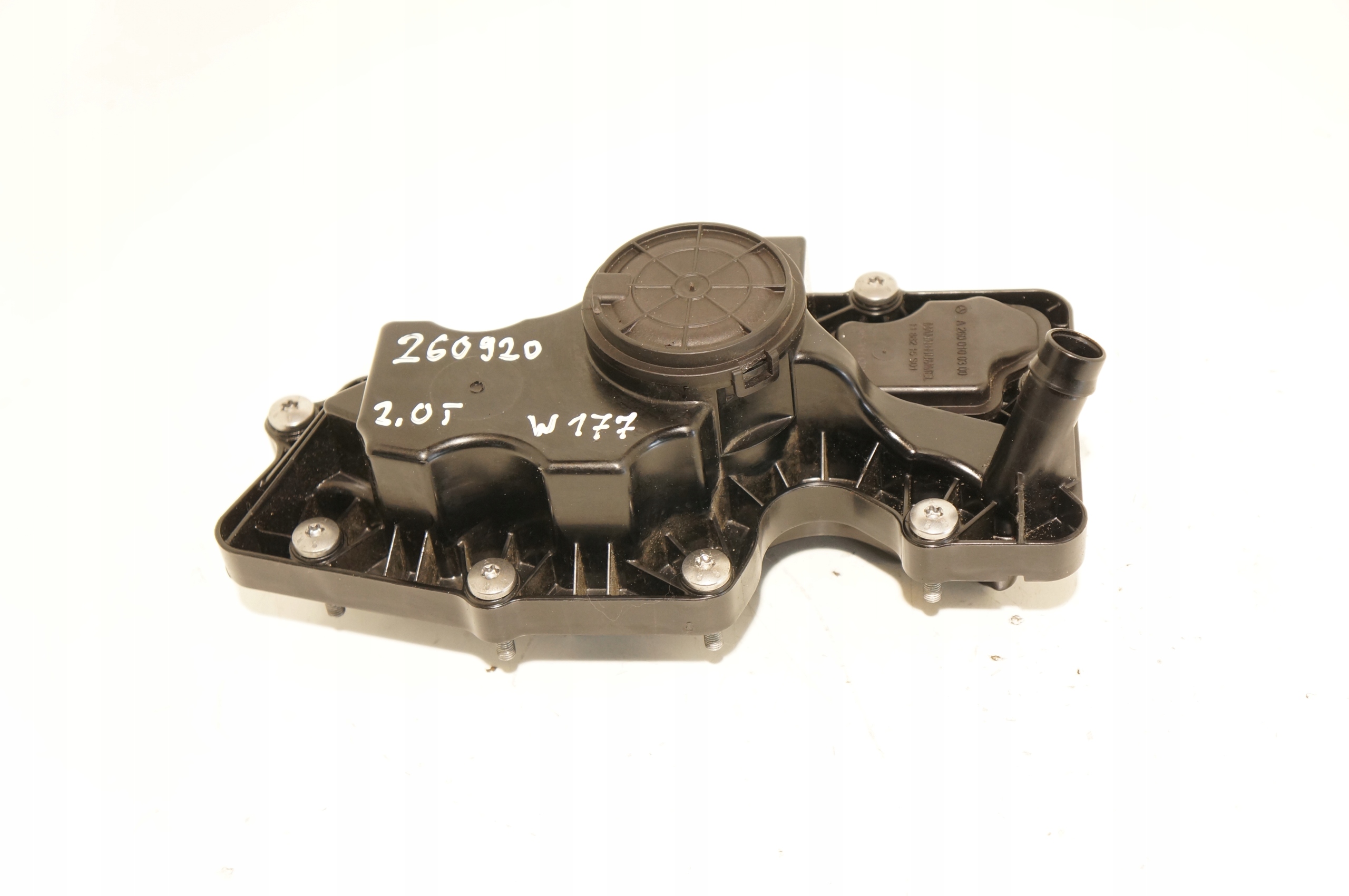 SEPARATOR OLEJU MERCEDES W177 A35 2,0T A2600100300