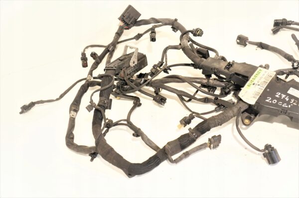 WIĄZKA SILNIKA MERCEDES W205 2,0 CGI A2740103109