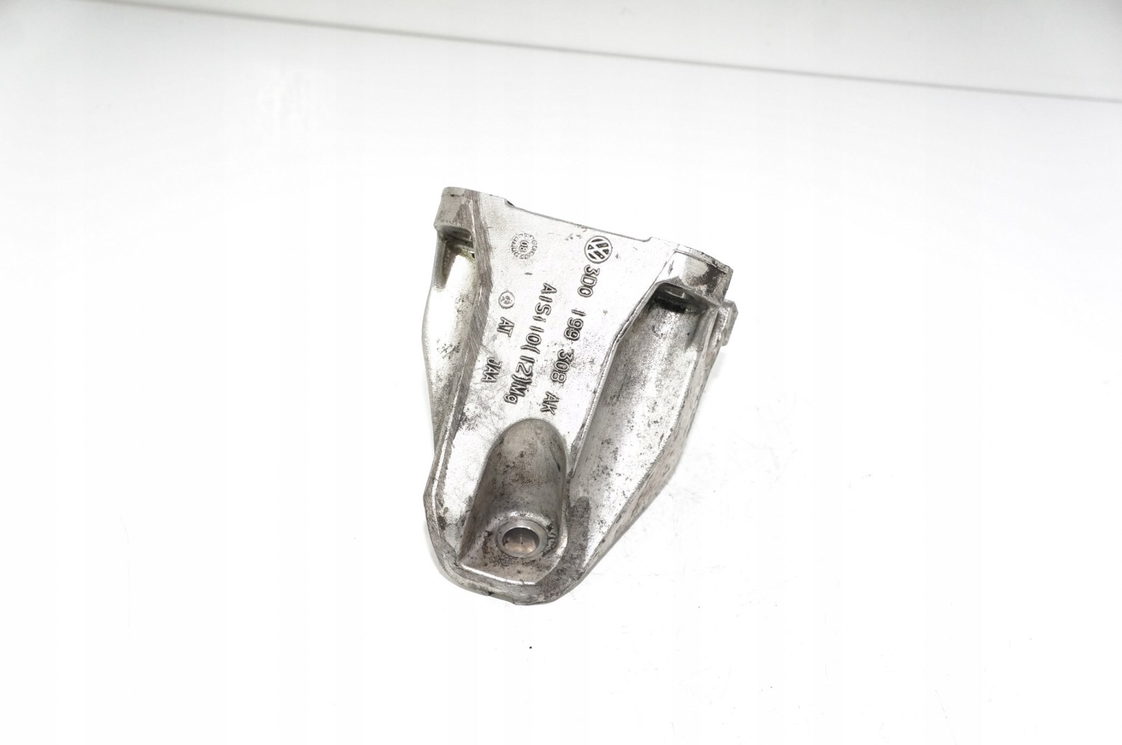 ŁAPA SILNIKA PRAWA VW PHAETON 3.0 TDI 3D0199308AK