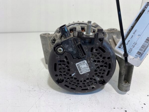 Alternator Opel adam corsa 1.0 turbo 13587307