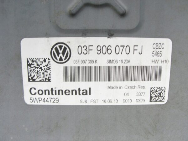 KOMPUTER SILNIKA VW POLO V 6R 1.2 TSI 03F906070FJ