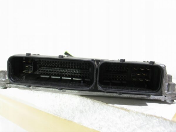 KOMPUTER SILNIKA VW POLO 9N 1.2 12V 03E906033L