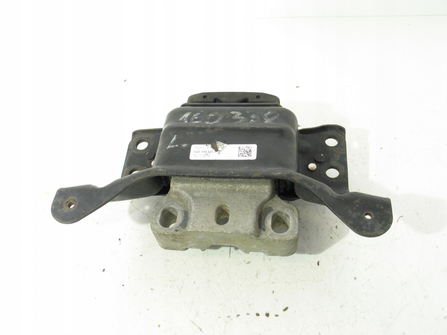 PODUSZKA SKRZYNI VW GOLF VII A3 1.4 TSI 5Q0199555R