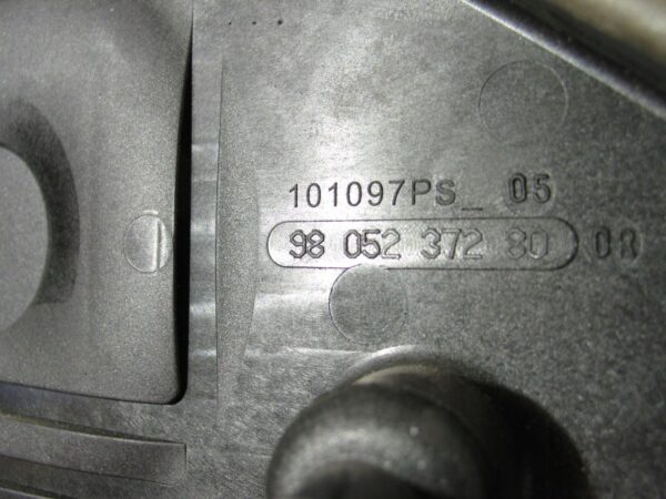 OBUDOWA ROZRZĄDU PEUGEOT 208 C4 1.6 HDI 9805237280