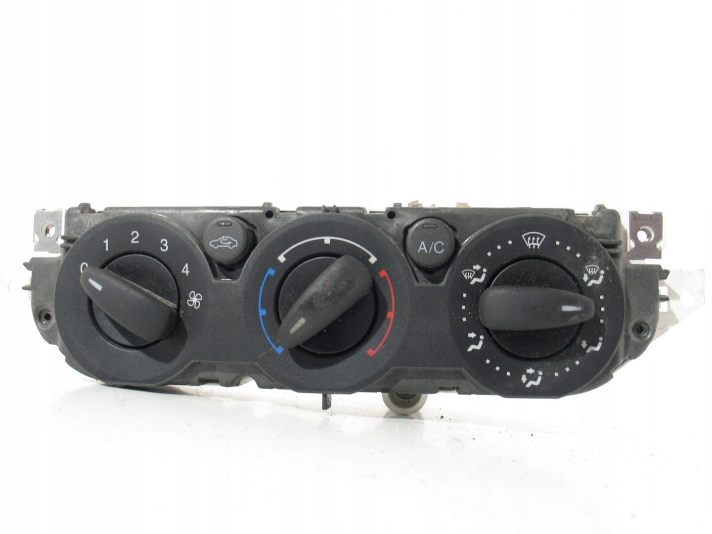 13505545750-696b46876ebe6 PANEL NAWIEWU KLIMATYZACJI FORD FOCUS 3M5T19980AD