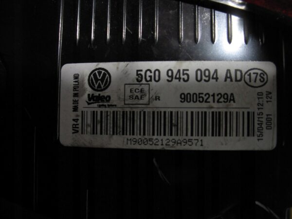 LAMPA PRAWY TYŁ W KLAPĘ VW GOLF VII 7 5G0945094AD