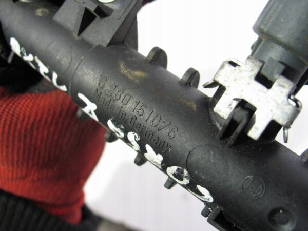 LISTWA WTRYSKOWA OPEL CORSA AGILA 1.2 0280151076