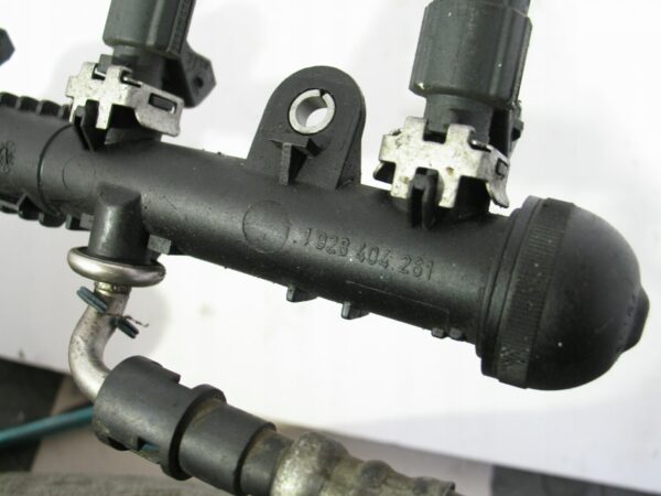 LISTWA WTRYSKOWA OPEL CORSA AGILA 1.2 0280151076