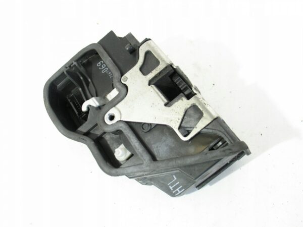 13505557472-696b453d40987 ZAMEK DRZWI LEWY TYŁ BMW 5 E60 5D 7PIN 7167069 EU