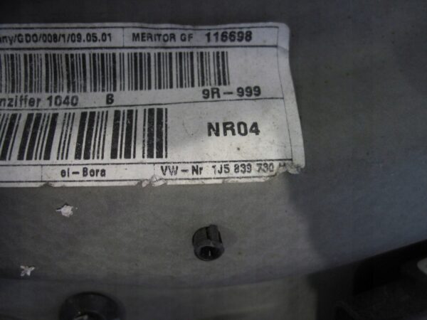 PODNOŚNIK SZYBY PRAWY TYŁ VW BORA SEDAN 1J5839730H