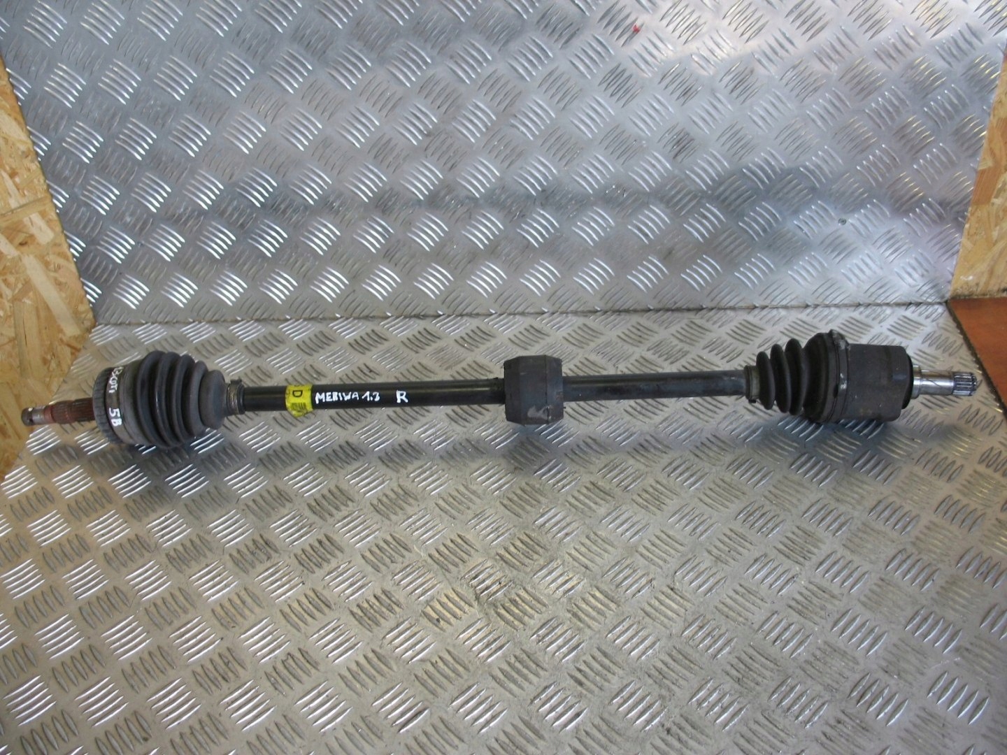 13505571657-696b445990c86 PÓŁOŚ PRAWA PRZEDNIA OPEL MERIVA A 1.3 CDTI DTJ