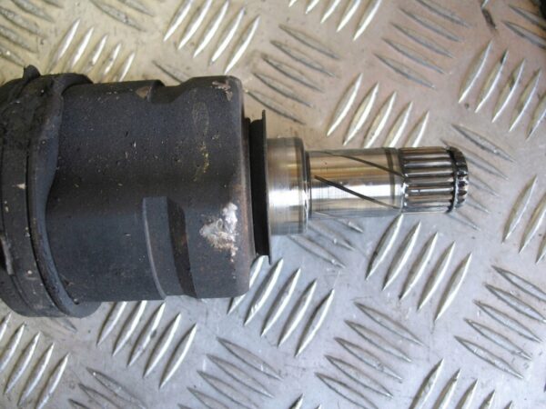 PÓŁOŚ PRAWA PRZEDNIA OPEL MERIVA A 1.3 CDTI DTJ