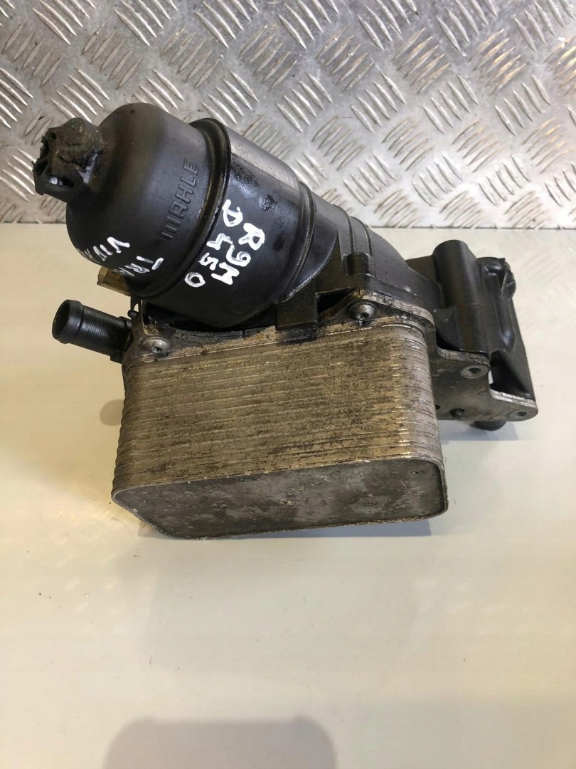 OBUDOWA FILTRA OLEJU TRAFIC III VIVARO B 1.6 DCI