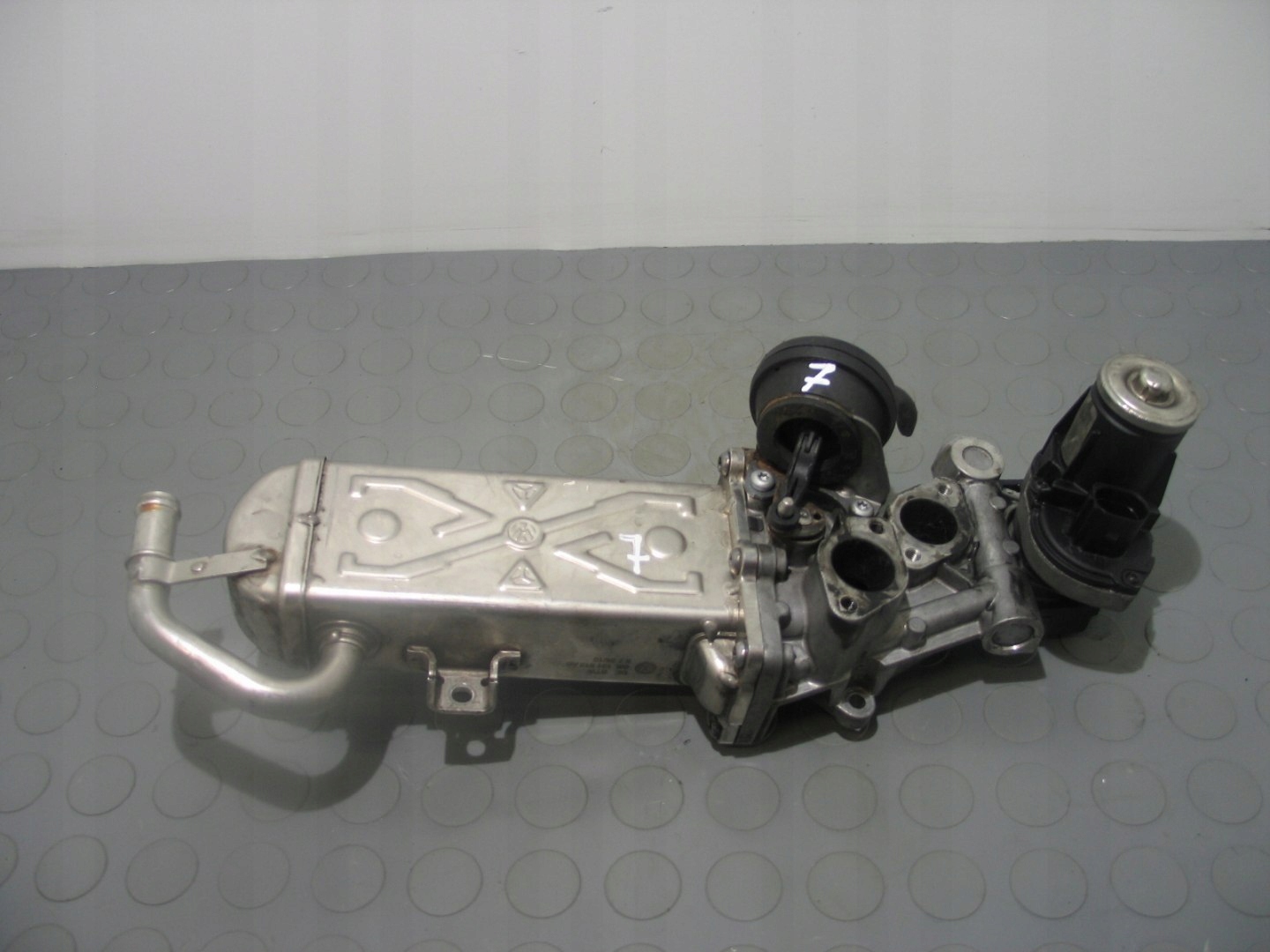 CHŁODNICZKA SPALIN EGR VW 1.6 TDI 03L131512AS