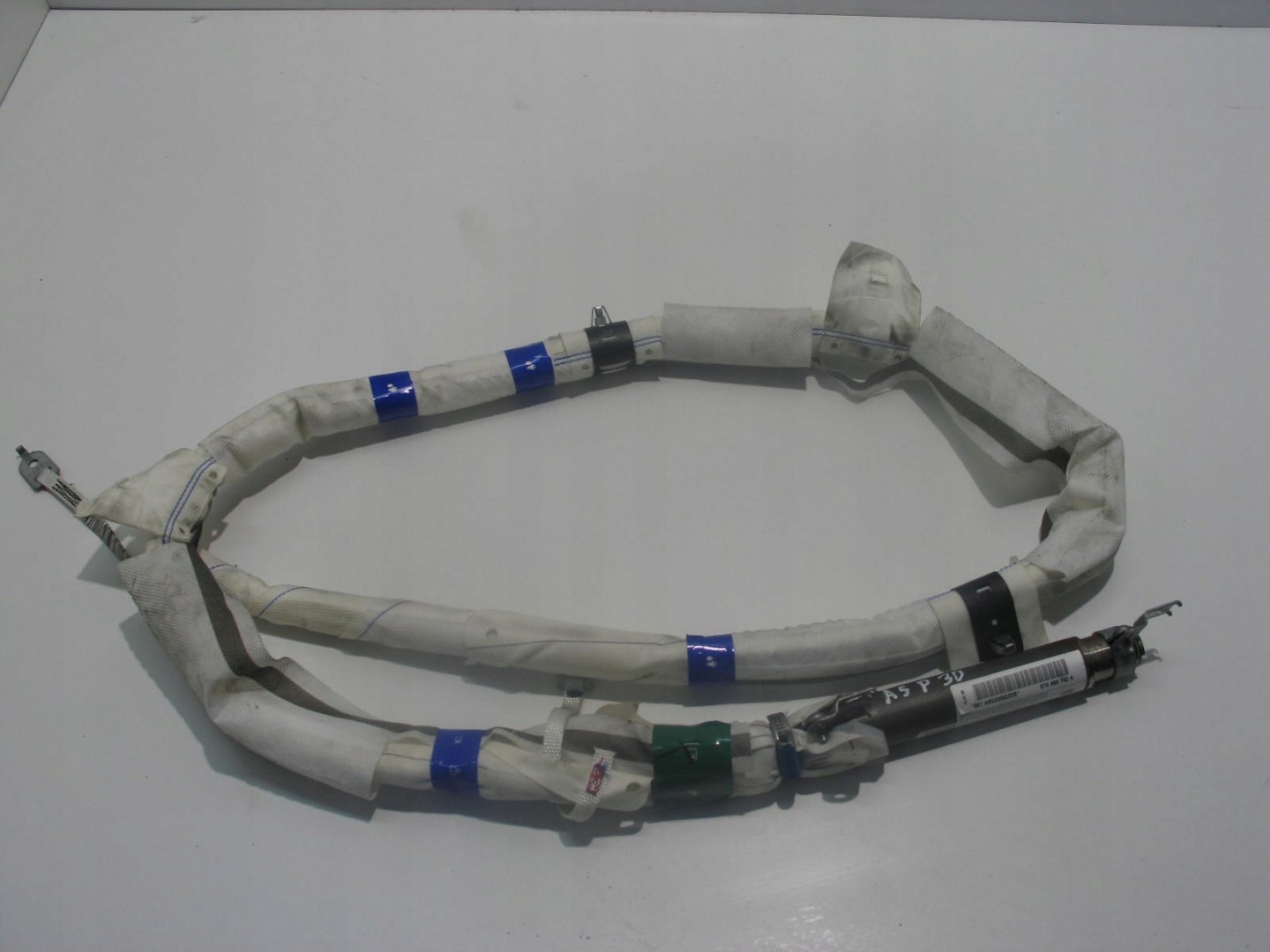 KURTYNA PODUSZKA PRAWA AUDI A5 CUPE 8T0880742A