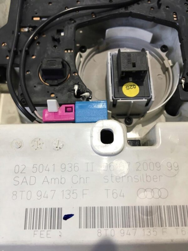 LAMPKA OŚWIETLENIE KABINY AUDI A5 CUPE