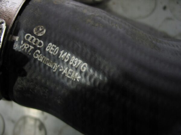 13505612437-696aa9fbaaa15 RURA INTERCOOLERA VW AUDI A4 B7 2.0 TDI 8E0145837G