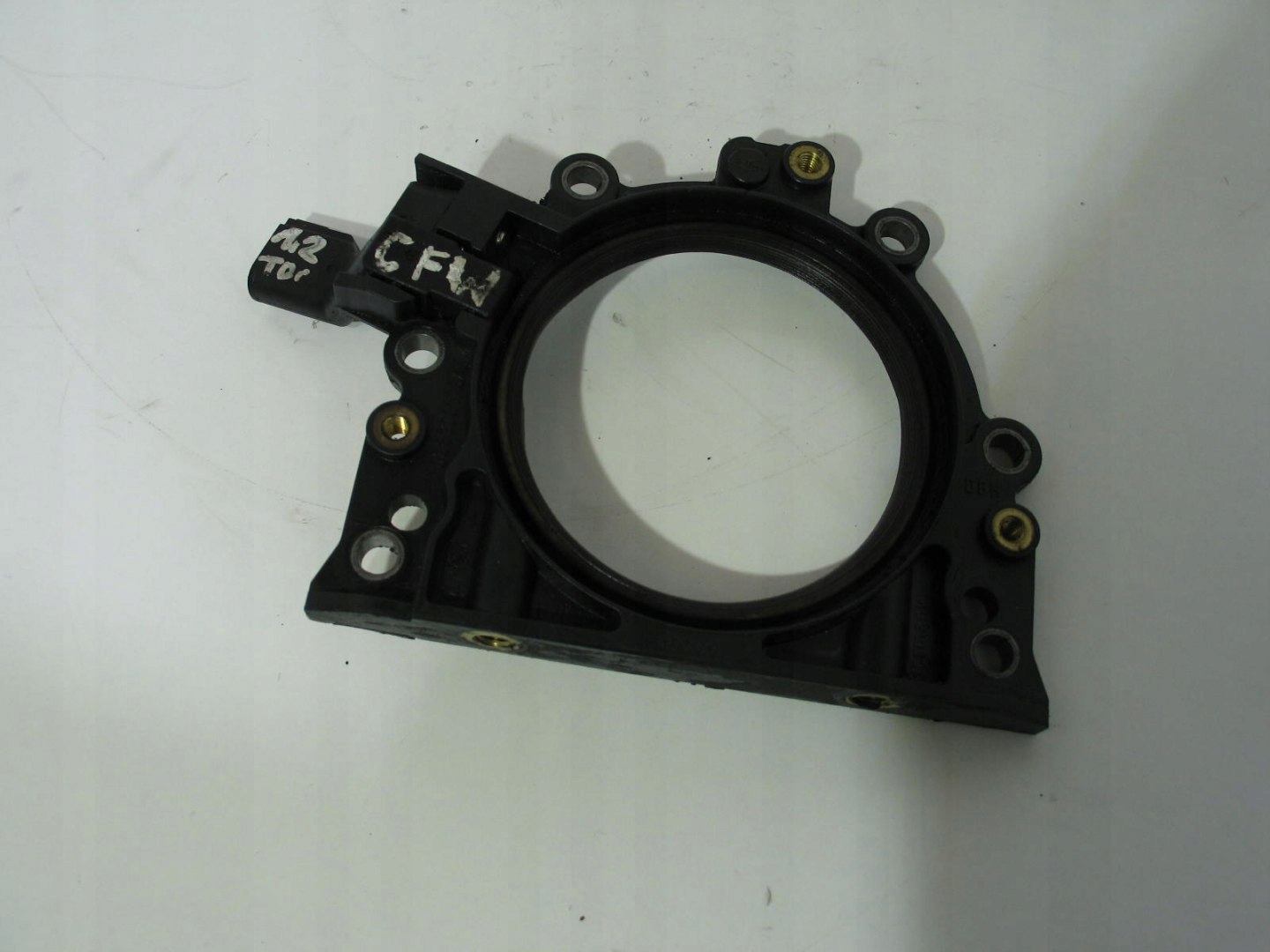 USZCZELNIACZ WAŁU VW AUDI POLO 1.2 TDI 038103173A