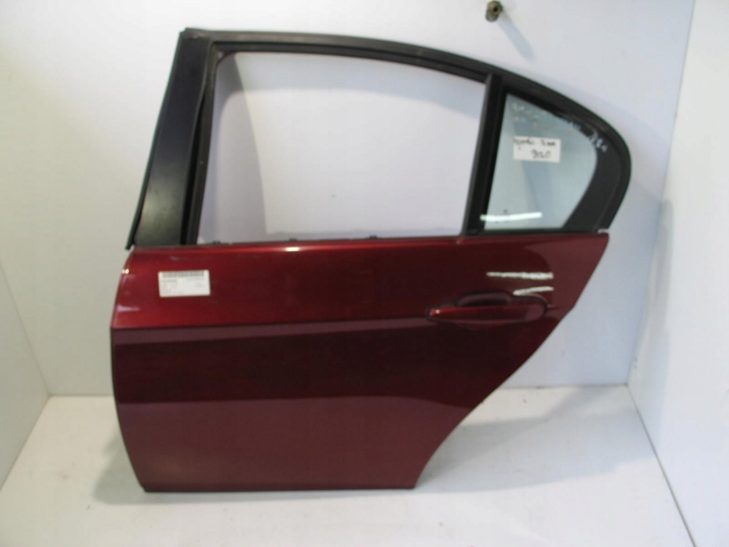 DRZWI LEWY TYŁ BMW 3 E90 5D SEDAN 05-12R CZERWONE